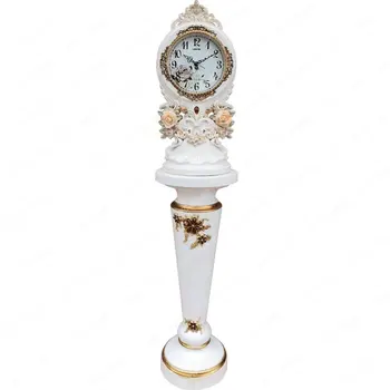 שעון סבא בסלון שעון בסגנון אירופאי שעון פשוט אופנה שעון גדול קישוטי השולחן בבית שעון עומד.